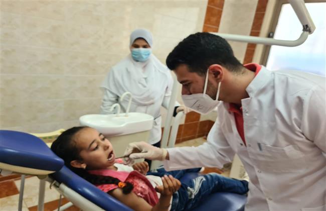 محافظ البحيرة: استمرار تكثيف القوافل الطبية المجانية والاهتمام بالمناطق المحرومة
