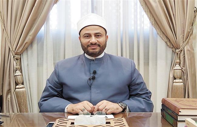 خطيب الجامع الأزهر: استقرار المجتمعات والأوطان نابع من استقرار الأسرة