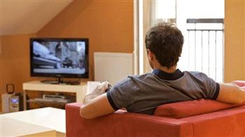   بحث: يحذر من مشاهدة التلفاز تضر القلب