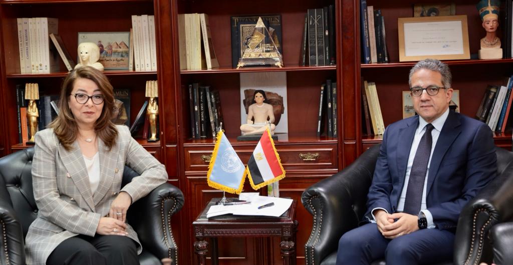 وزير السياحة والآثار يلتقي بوكيل الأمين العام للأمم المتحدة