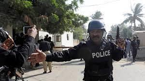   مقتل فردي شرطة في هجوم مسلح جنوب غربي باكستان