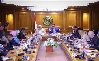   وزيرا التعليم العالي والبيئة يناقشان الترتيبات والاستعدادات لاستضافة مصر قمة المناخ