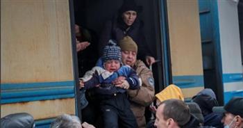   إجلاء أكثر من 20 ألف شخص من المناطق الخطرة فى أوكرانيا وجمهوريتى دونباس خلال 24 ساعة