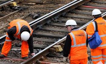   السكك الحديدية فى بريطانيا: إضرابات القطارات قد تمتد حتى الخريف