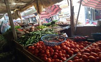   أسعار الخضروات والفاكهة اليوم بسوق العبور 