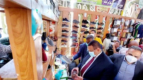 محافظ البحيرة: حريصون على توفير السلع بأسعار مخفضة لتخفيف العبء عن الأولى بالرعاية