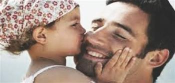 7 هدايا تكنولوجية فى عيد الأب..تعرفى عليهم