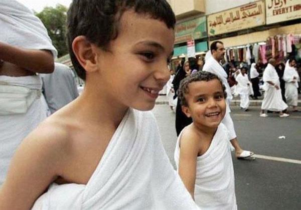 هل يتقبل حج الأطفال ؟.. وما هو بداية العمر الشرعي لأداء الفريضة؟