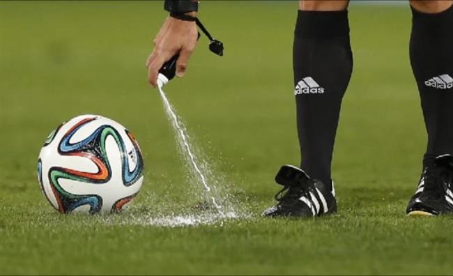 اتحاد الكرة يعلن اقامة مباراة الأهلى وبيراميدز بحكام أجانب 