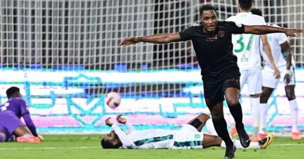 الشباب يستهل صفقاته بالتعاقد مع لاعب نيجيري