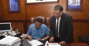 محافظ مطروح يعتمد نتيجة امتحانات دورة أبريل 2022 لمحو الأمية