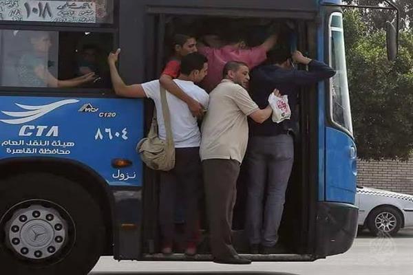 نصائح للتخلص من الشعور بالحر في أتوبيس النقل العام
