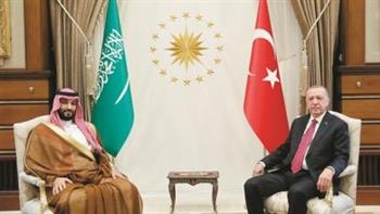   ولي العهد السعودي والرئيس التركي يبحثان المستجدات الإقليمية والدولية
