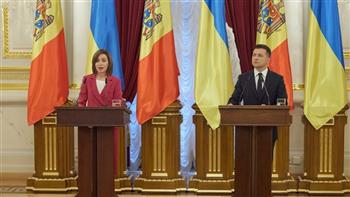   رئيسة مولدوفا ترحب بموافقة قادة أوروبا على منح بلادها صفة المرشح لعضوية الاتحاد