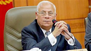محافظ بورسعيد يؤكد أهمية التواصل المستمر مع أعضاء "النواب" و"الشيوخ"