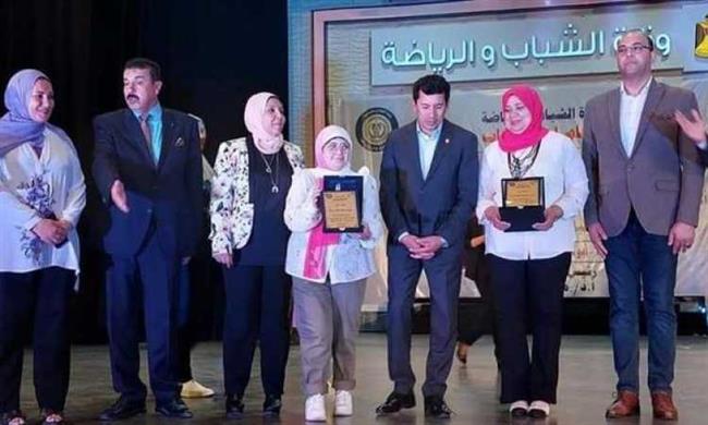 محافظ الشرقية يهنئ الفائزين فى مسابقة الاتحاد العام لمراكز الشباب