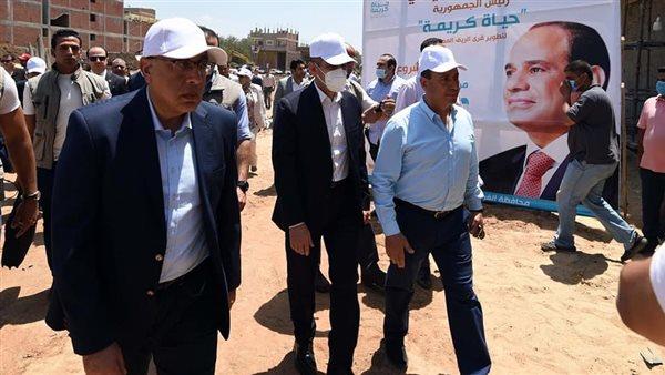 رئيس الوزراء يتفقد مشروع تطوير كورنيش طنطا
