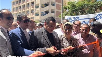 غلق وتشميع معدية تعمل على الرياح البحيري بكوم حمادة لعدم توافر وسائل الأمان والسلامه بها
