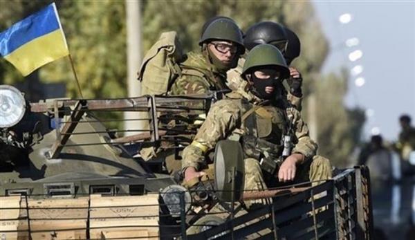 موسكو: القوات الأوكرانية استهدفت منصات حفر وتنقيب قرب جزيرة القرم