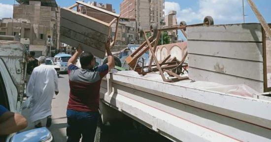 رفع 796 حالة إشغال طريق مخالف ب 3 مراكز  بالبحيرة