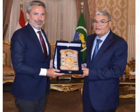محافظ المنيا يستقبل السفير الإيطالي لتعزيز فرص التعاون والشراكة