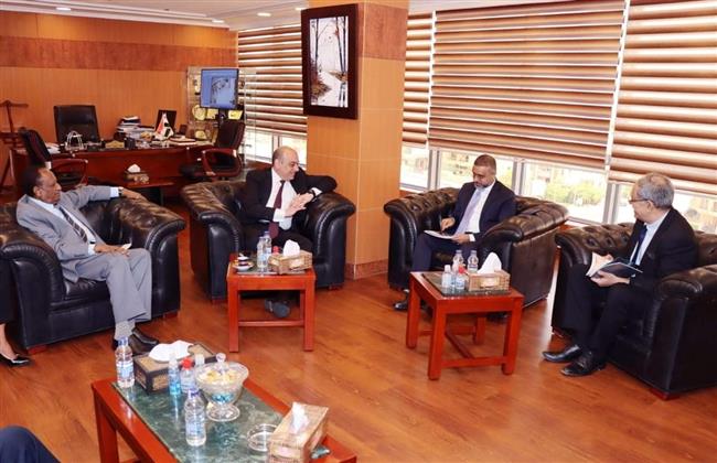 الزلاط يستقبل وفد الاتحاد العربي لتنمية الصادرات الصناعية