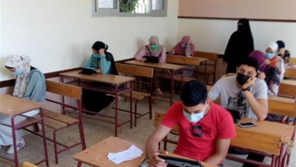 امتحانات الثانوية العامة.. تداول أسئلة امتحان اللغة الفرنسية عبر «التليجرام»