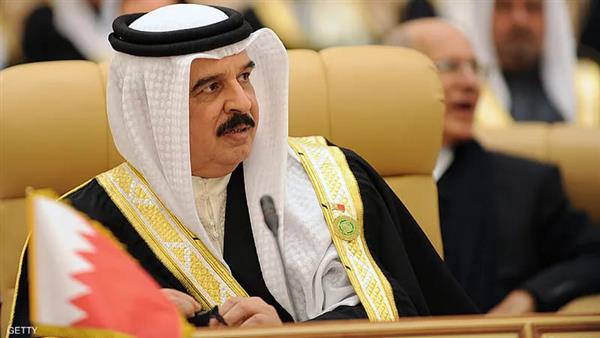 العاهل البحريني يعزي الملك عبدالله الثاني في ضحايا حادث انفجار صهريج الغاز في العقبة