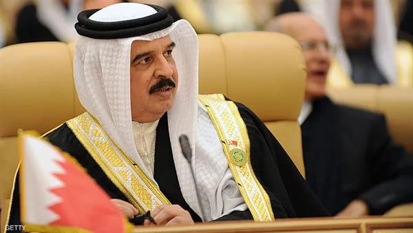 العاهل البحريني يعزي الملك عبدالله الثاني في ضحايا حادث انفجار صهريج الغاز في العقبة