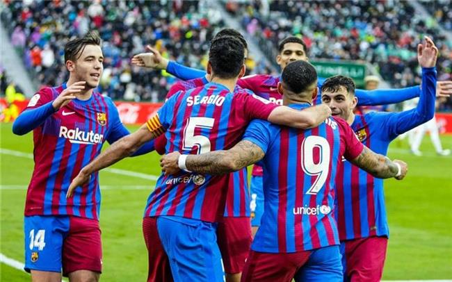 برشلونة وباريس جيرمان يسعيان وراء البرازيلي كايو هنريك نجم موناكو