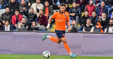  تريزيجيه يقترب من الرحيل عن أستون فيلا 