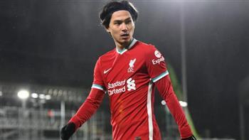رسميا.. ليفربول يعلن رحيل مينامينو