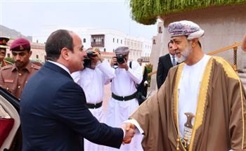   الرئيس السيسي يلتقي سلطان عمان بقصر العلم العامر