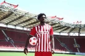 مهاجم المنتخب الموريتاني يتعاقد مع نادي أولمبياكوس اليوناني