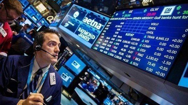 سوق الأسهم الأمريكية يغلق على انخفاض 