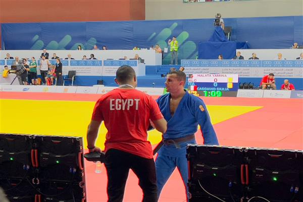 محمد عبد الموجود يصعد لنهائي الجودو بألعاب البحر المتوسط.. ويضمن ميدالية جديدة لمصر