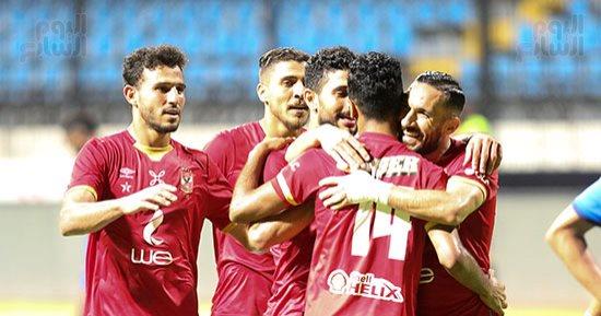 بالثلاثة.. سموحة يتخطى الأهلي في مباراة الفرص الضائعة 