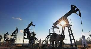   ارتفاع طفيف في أسعار النفط خلال بداية التعاملات اليوم الخميس 