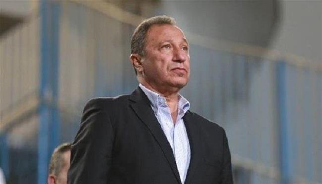 رحيل عمرو محب مترجم الأهلي عن الجهاز الفني الجديد 