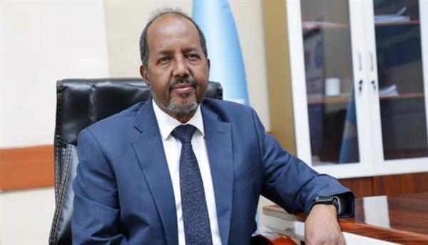رئيس الصومال يؤكد تعافيه من كورونا ومباشرة مهامه