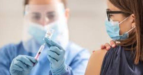 المغرب: أكثر من 5100 شخص تلقوا الجرعة الثالثة المعززة من اللقاح ضد كورونا خلال 24 ساعة