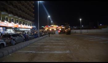   ساحة جديدة لانتظار السيارات بكورنيش مرسى مطروح تسع ١٨٠ سيارة