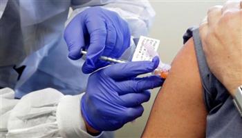   الصحة: تطعيم 2 مليون مواطن ضد كورونا فى حملة «طرق الأبواب»