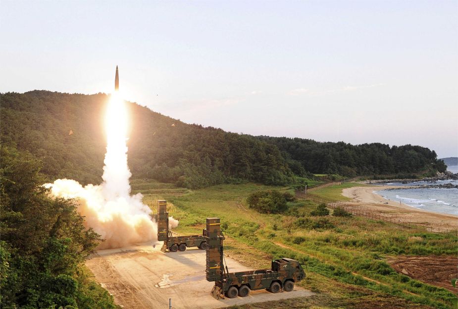 واشنطن تعلن تنفيذ اختبار صاروخي مشترك مع كوريا الجنوبية