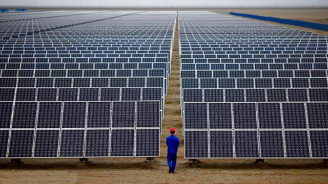 محافظ جنوب سيناء: جار إنشاء 4 محطات طاقة شمسية