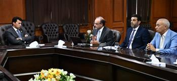 وزير الرياضة يبحث استعدادات مصر لاستضافة بطولة العالم لسلاح المبارزة للكبار الشهر المقبل