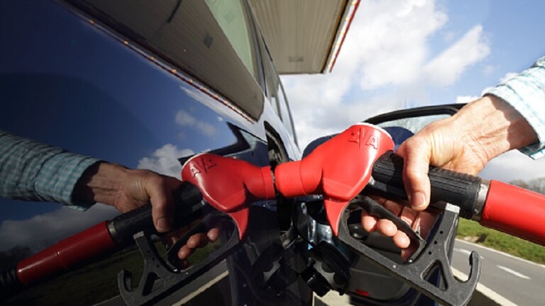 ارتفاع أسعار الوقود فى فرنسا بعد إعلان مقاطعة النفط الروسى