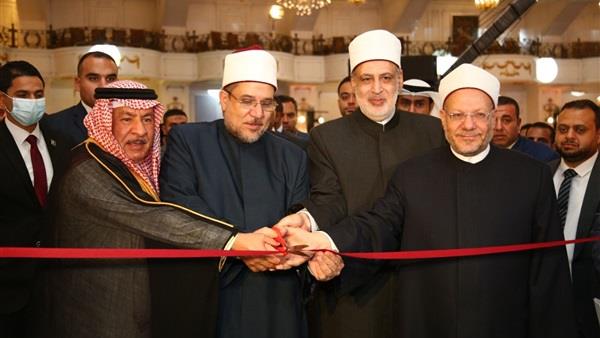 مفتي الجمهورية وضيوف مؤتمر سلام يفتتحون معرض "الشهيد" لنبذ العنف والتطرف