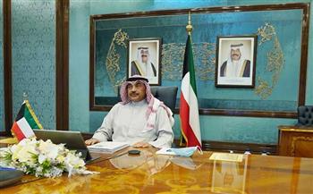   رئيس الحكومة الكويتي يبحث مع رئيس المجلس الرئاسي اليمني تعزيز العلاقات الثنائية والأوضاع الإقليمية الراهنة