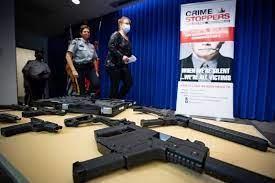ارتفاع مبيعات الأسلحة النارية في كندا بعد اقتراح ترودو حظر ملكية المسدسات